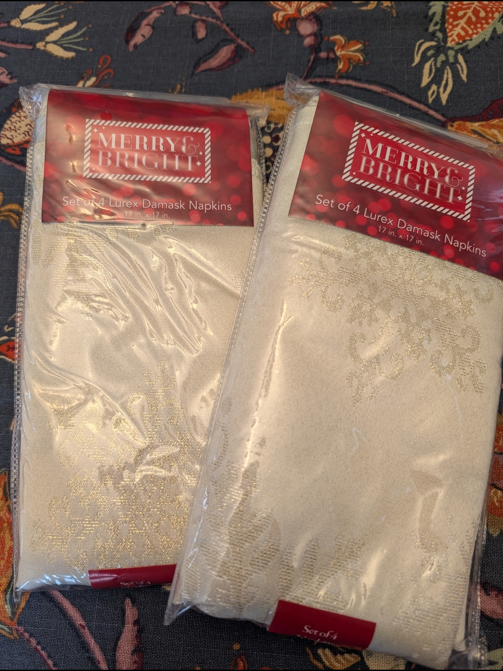 Merry & Bright Lurex Damask Snowflake Napkins - Ivory with Gold Accents
